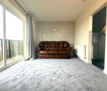 Cranshaw Drive, Blackburn - Photo 1