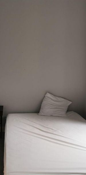 A louer à CONDE EN NORMANDIE, appartement 24.32m² MEUBLE, au 1er étage comprenant : pièce princ... - Photo 1