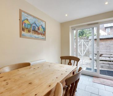 5 bedroom terraced house to rent - Photo 3