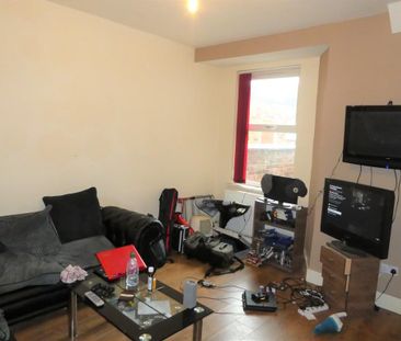 4 bedroom terraced house to rent - Photo 1