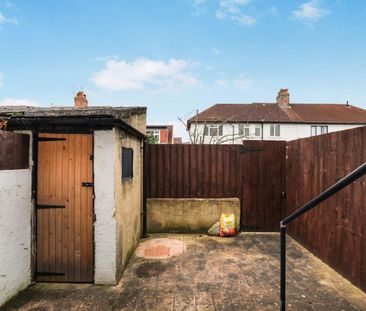 2 bedroom House To Let - Photo 2