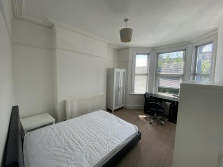 3 bedroom house share to rent - Photo 5