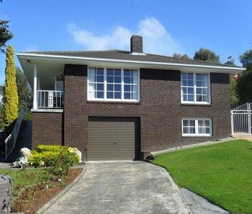 11 Amberley Court Blackmans Bay TAS 7052 Australia - Photo 6