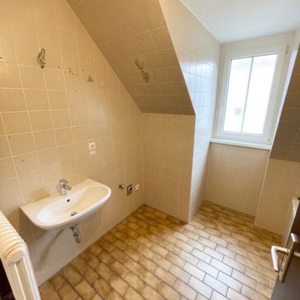 Sonnige 2-Zimmer-Wohnung im Grünen inkl. Parkplatz! - Photo 1