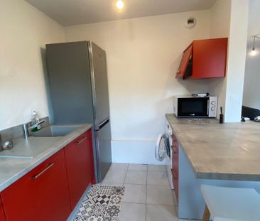 T2 MEUBLE - PURPAN, - Photo 3