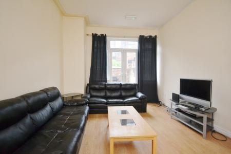 Scarsdale Road, Manchester, M14 - Photo 2