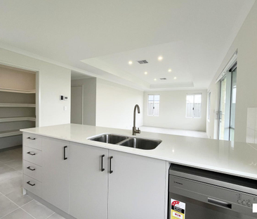 Space, Style & Flexibility - Photo 6