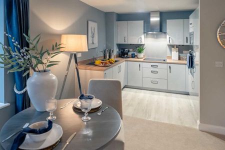 1 bedroom retirement property to rent - Photo 3