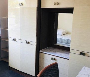 3 bedroom house share to rent - Photo 2