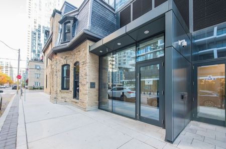 For Lease - 47 Mutual Street Unit# 808, Toronto, Ontario - Photo 2
