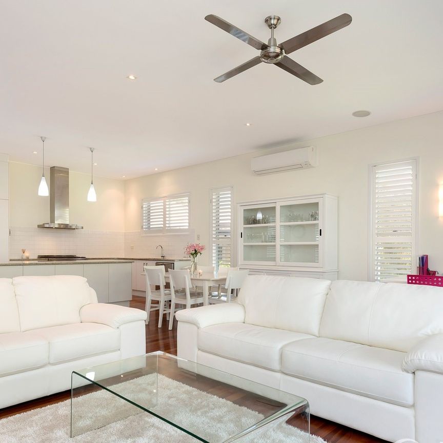 44 Dutton Street, Hawthorne QLD 4171 - House For Rent | Domain - Photo 1