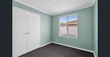 YES PLEASE! - Photo 4