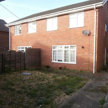 Cromwell Road, Southampton, SO15 - Photo 3