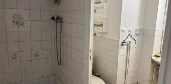 Location Appartement 2 pièces 32m² AUBENAS 07200 - Photo 2