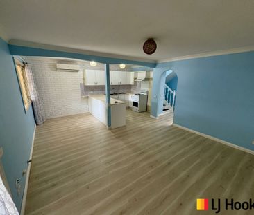 7/9 Beechwood Court, Sunshine Bay NSW - Photo 1