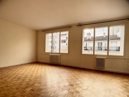 Apartment - Photo 2