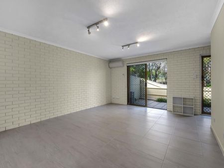 Private Oasis Just 5KM's to CBD - Photo 5