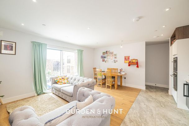 Eagle & Child, Chelmsford Road, Brentwood - Photo 1