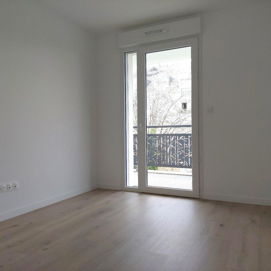 Location Appartement 2 pièces 44m² ST CYR SUR LOIRE 37540 - Photo 1