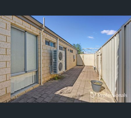5/26 Mangosteen Drive, Forrestfield, WA 6058 - Photo 5