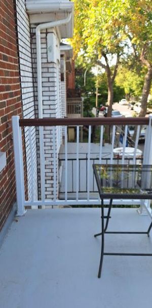 Parc extension 5 1/2 haut de duplex rénové - Photo 1