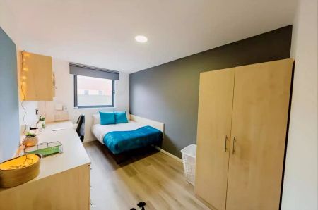 Ensuite Bronze - Photo 2