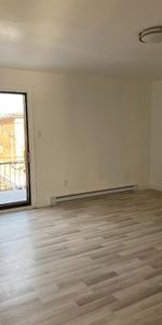Grand 6 1/2 'a louer - Photo 3