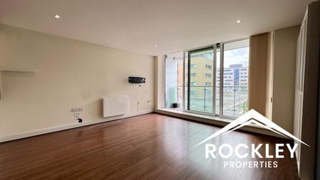 2 bedroom flat to rent - Photo 4