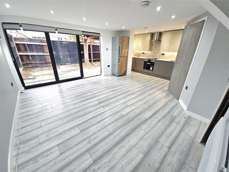 Studio to rent - Photo 2