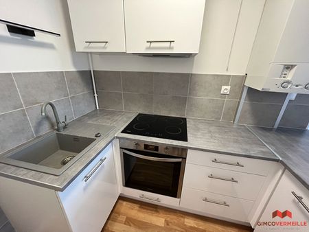 Location Appartement 1 pièce 34m² - Photo 3