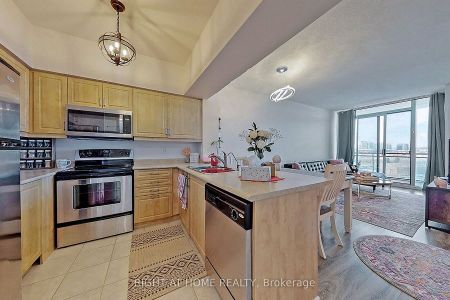 For Lease - 350 Red Maple Road Unit# 817, Richmond Hill, Ontario - Photo 2