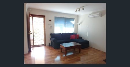 “Modern comfort, prime location – your perfect Morley villa awaits!” - Photo 2