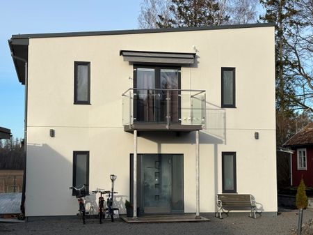 Funbo, Uppsala - Photo 2