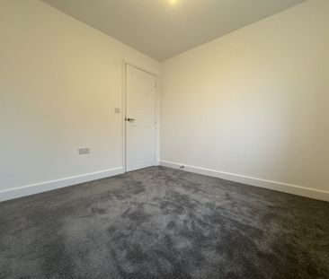 Durleigh Avenue, Grantham - Photo 2