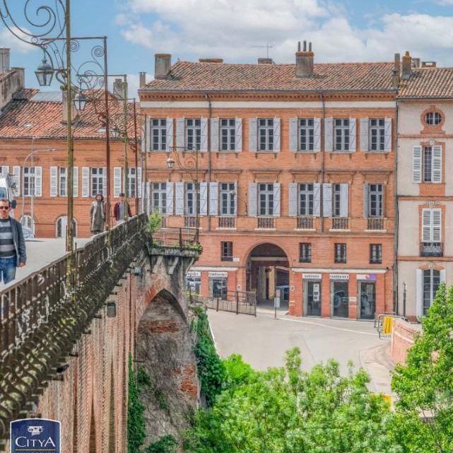 Location Appartement 2 pièces 49m² MONTAUBAN 82000 - Photo 2