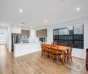 Open the Door to Sun-Soaked Living in a Premium Woodville West Pocket - Photo 6