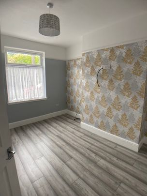 11 LIME STREET - Photo 1