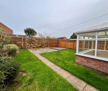 3 bedroom semi-detached house to rent - Photo 6