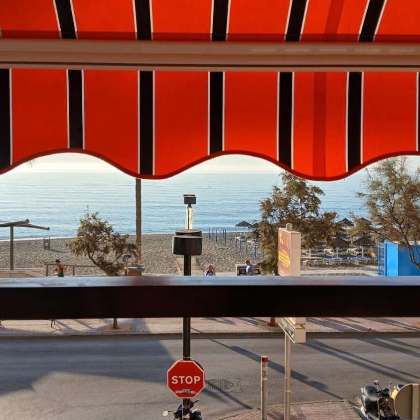 Alquiler de piso en Paseo Marítimo Rey de España - Photo 1