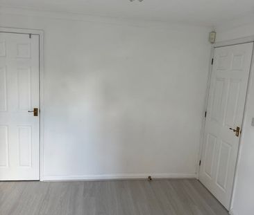 1 Bed Semi-Detached House, City View, NG3 - Photo 1
