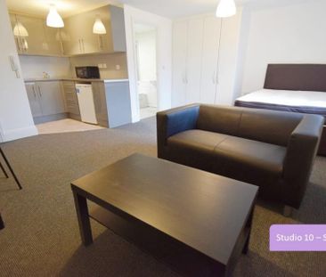 1 bedroom in a house share to rent - Photo 6