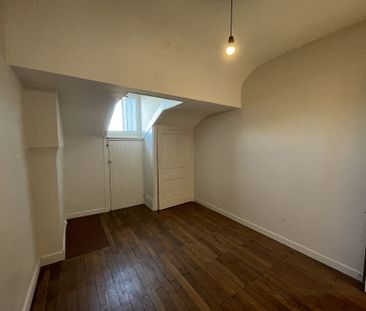 Location Appartement 2 pièces 54m² VILLEURBANNE 69100 - Photo 2