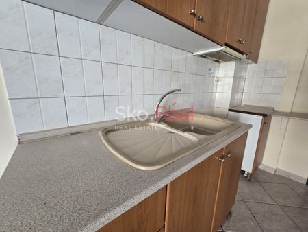 ΕΝΟΙΚΙΑΖΕΤΑΙ διαμέρισμα προσόψεως διαμπερές συνολικής επιφάνειας 65τ.μ. στον 5ο όροφο με ασανσέρ. - Φωτογραφία 4