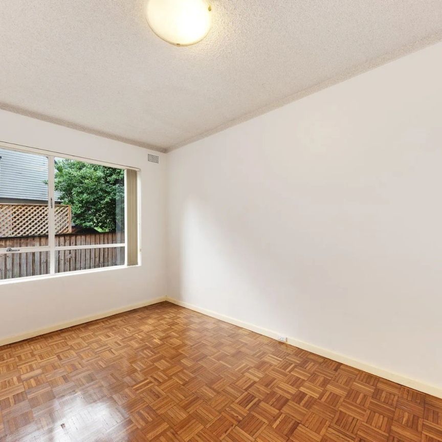 Spectacular Location - Short Stoll to Lane Cove Village - Photo 1