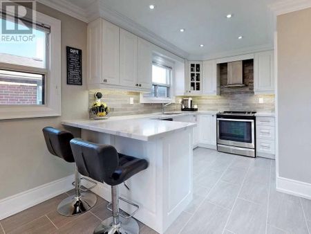 For Lease - 96 Bamford Crescent Unit# Main, Toronto, Ontario - Photo 3