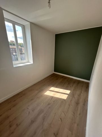 Location Appartement 2 pièces 26m² LILLE 59000 - Photo 2