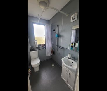 Room in a Shared Flat, Craigmillar Castle Avenue, EH16 - Photo 5