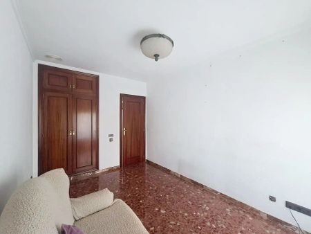 Ontinyent - Photo 3