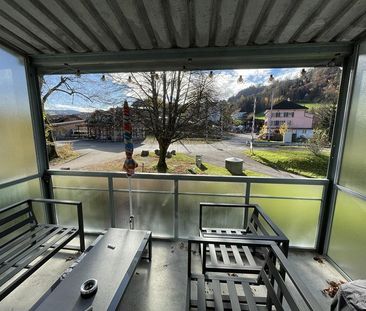 Grosszügige Charmante Wohnung zu vermieten - Foto 2