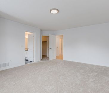 For Lease - 39 Hermitage Boulevard, Markham, Ontario - Photo 2